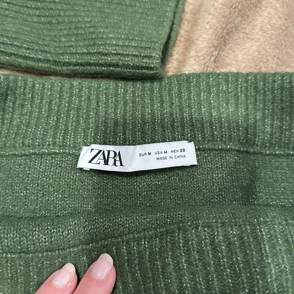Zara Green Sweater and Skirt Set - Picture 5 of 9